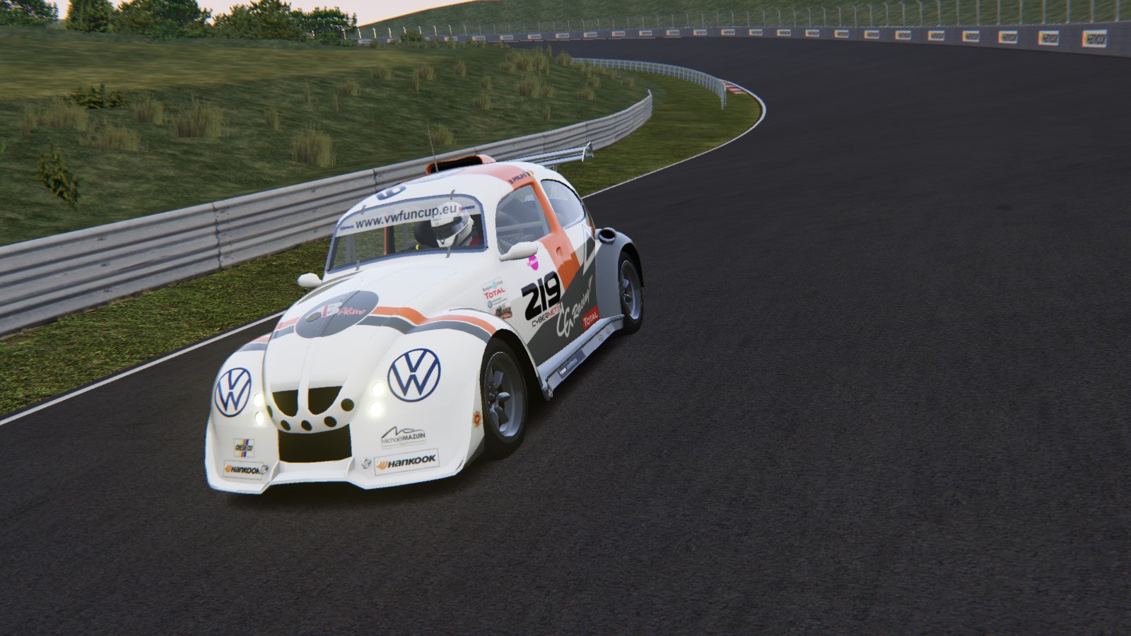 Screenshot_vw_beetle_fun_cup_zandvoort2020_6-7-120-18-54-39.jpg