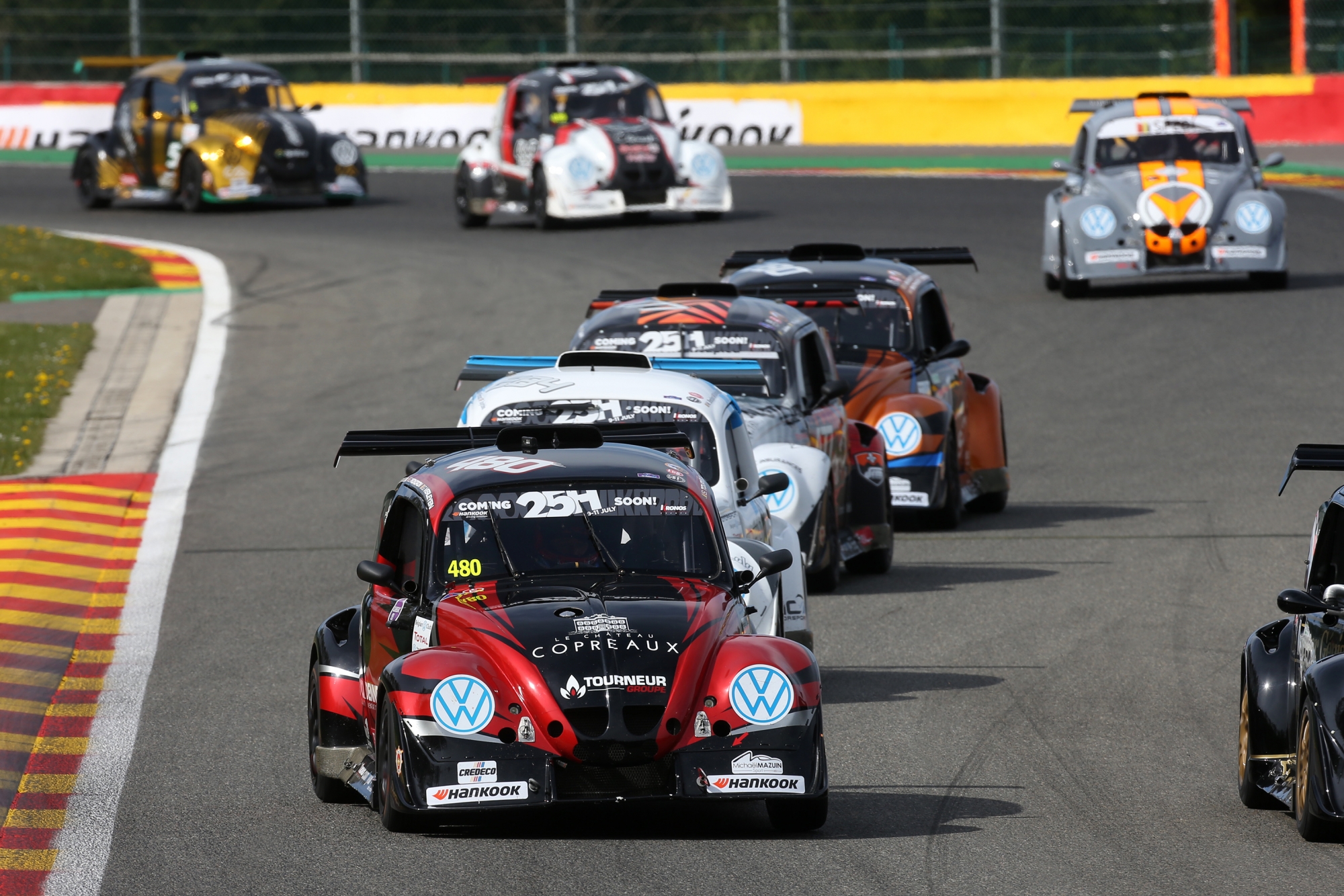 image 1 - Les Hankook 25 Hours VW Fun Cup : la course aux etoiles