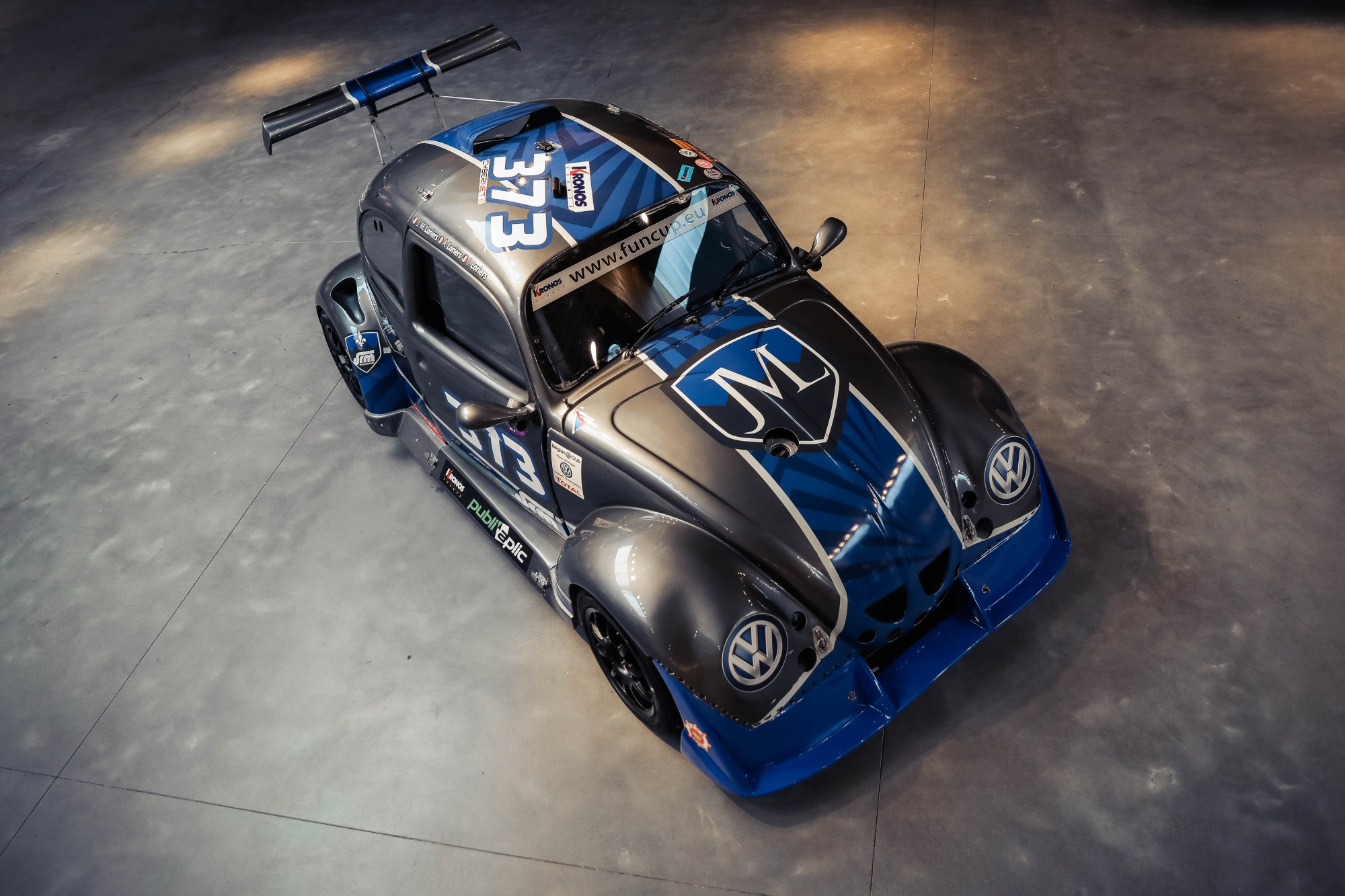 image 2 - Cédric Bollen et la famille Loriers chez DRM