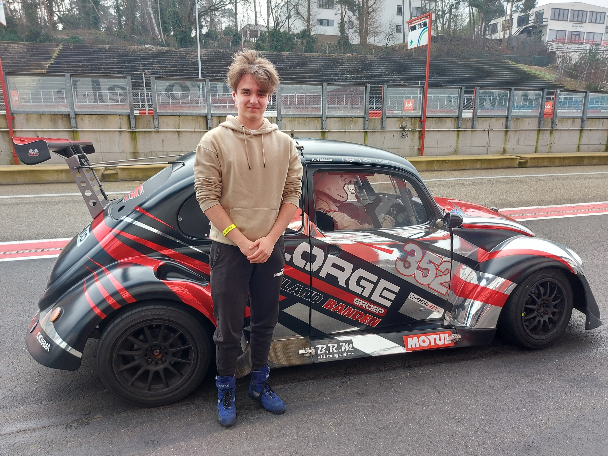 image 2 - Senne Lanssens a découvert la VW Fun Cup Evo3 sur le circuit de Zolder