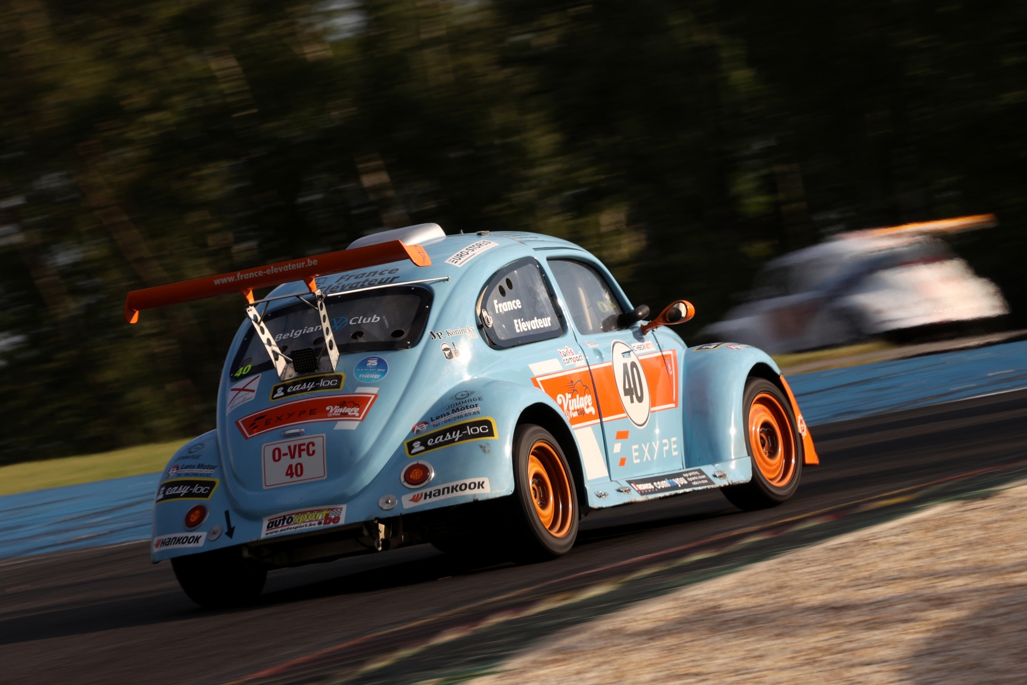 image 7 - Victoire imparable de Groupe Lemoine by M3M aux Hankook 25 Hours VW Fun Cup