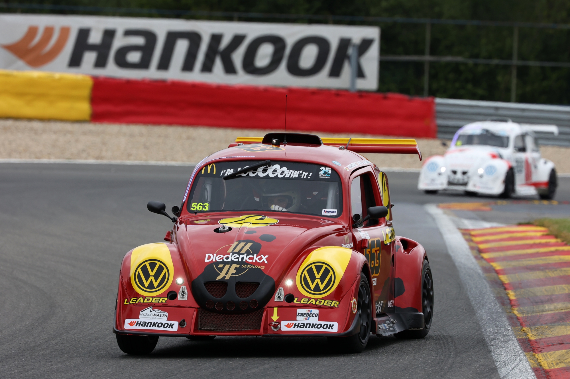 image 0 - Compact Machinery by Leader se renforce pour terminer la saison en beauté