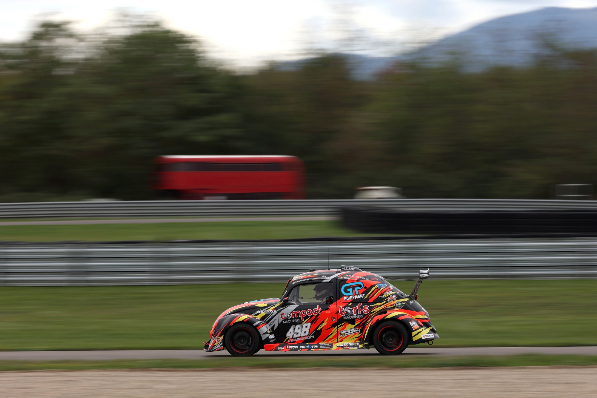 image 2 - Compact Machinery by Leader se renforce pour terminer la saison en beauté