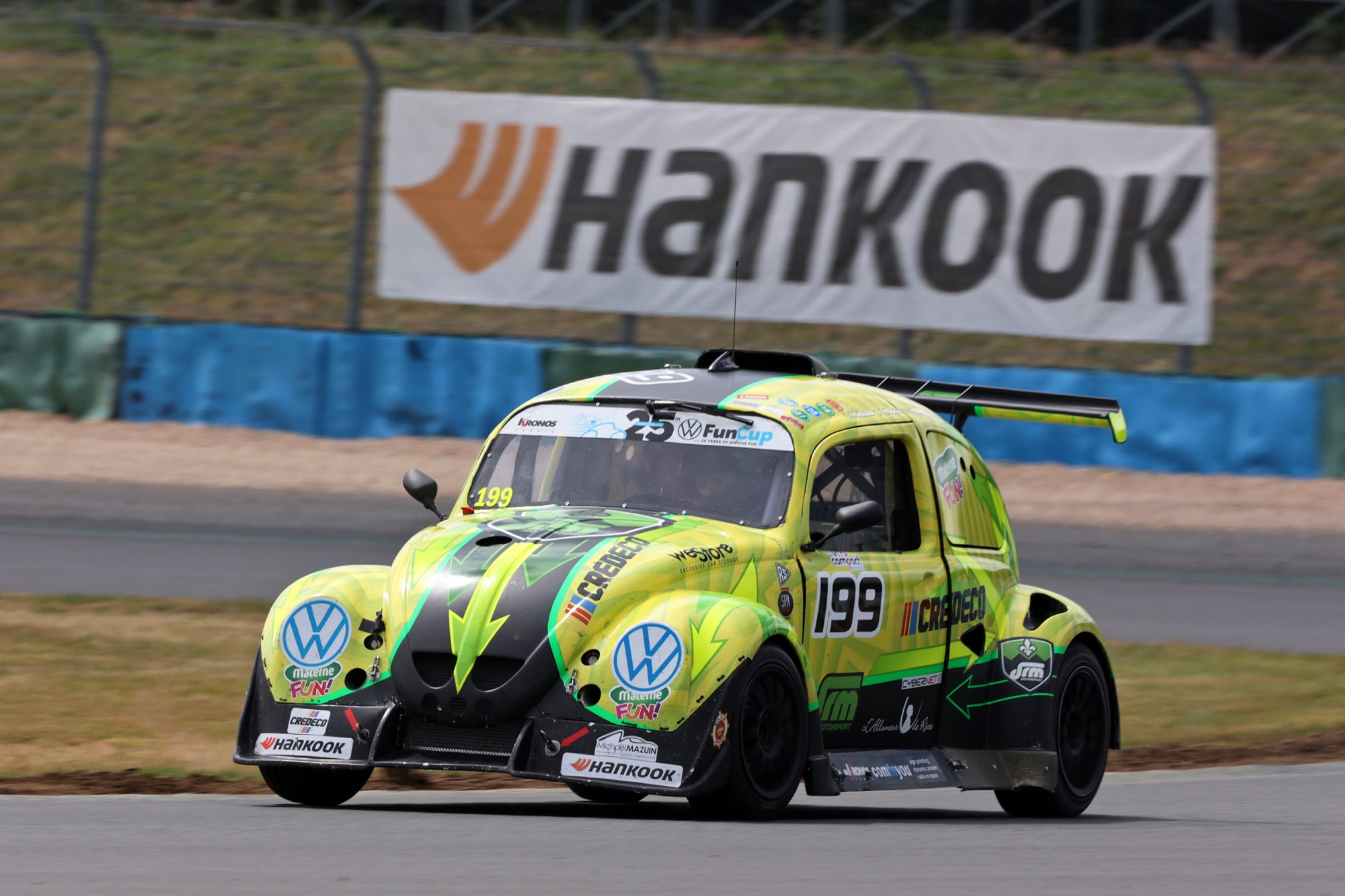 image 4 - Trois candidats pour un titre : une finale sous haute tension à Zolder
