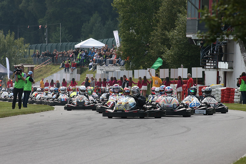 image 1 - La VW Fun Cup en force aux 24 Heures Karting de Francorchamps