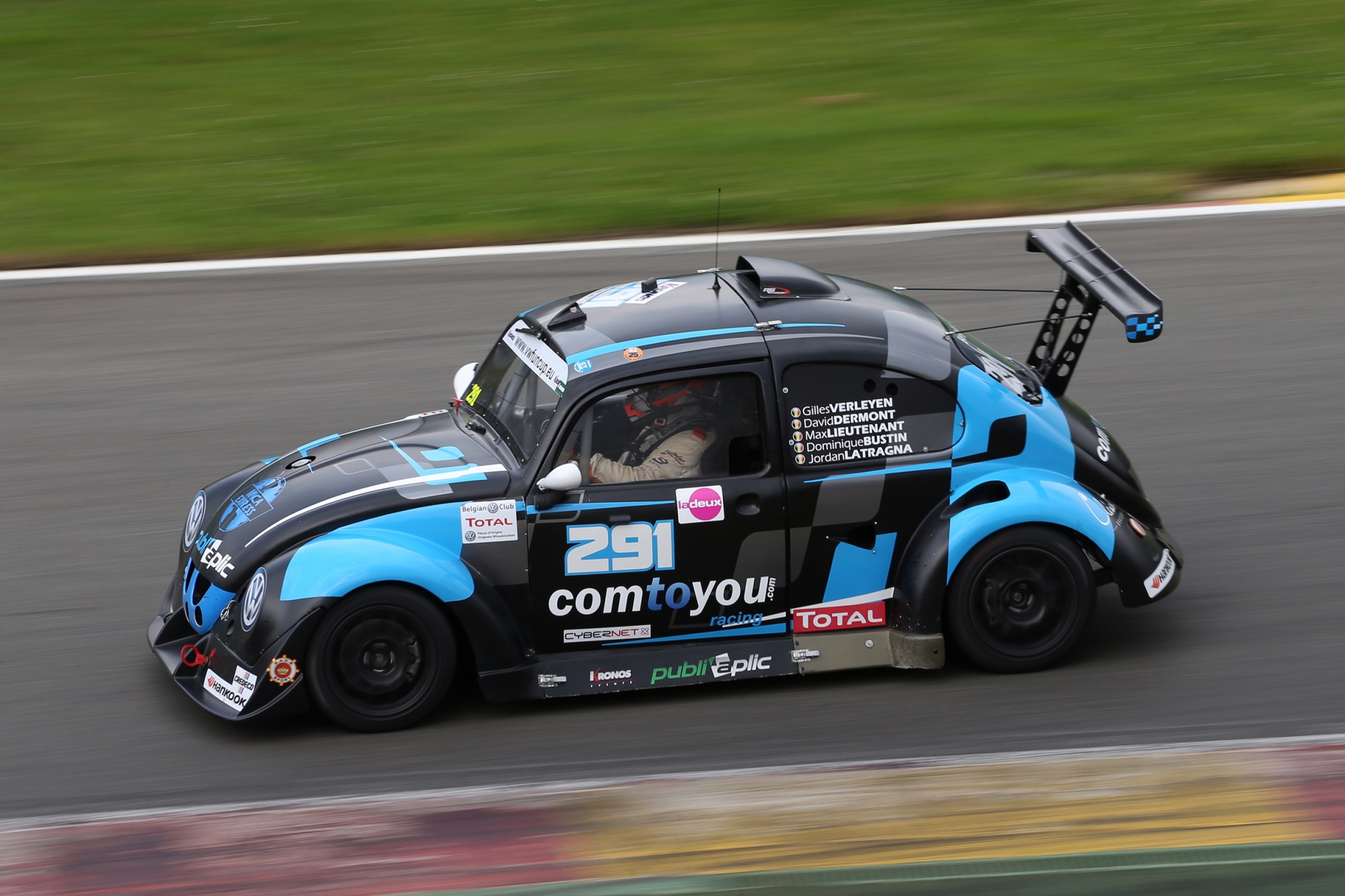 image 1 - Indécision totale dans la course au titre