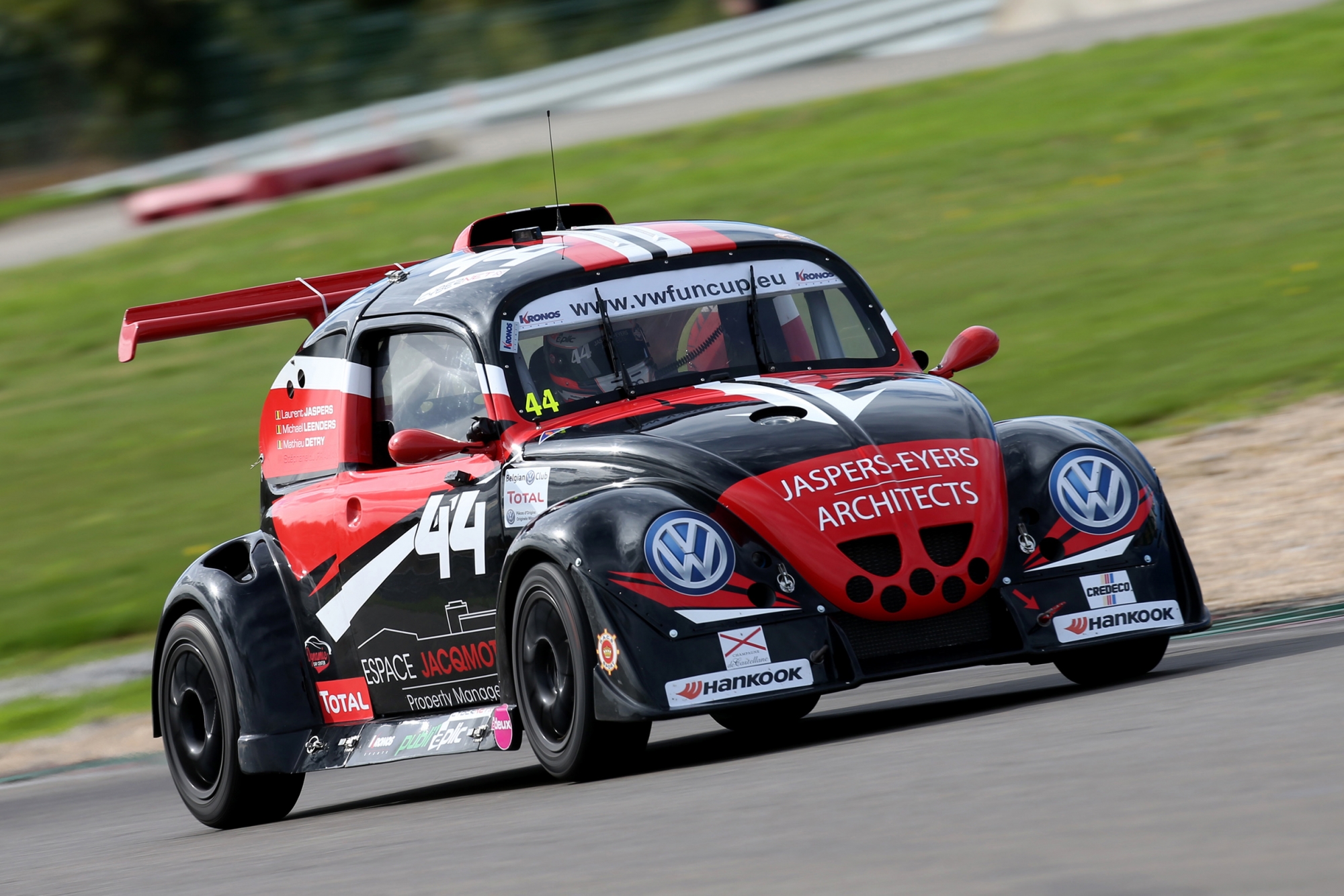 image 2 - Pole position et record du tour pour Mathieu Detry (#44 JAC Motors 1)