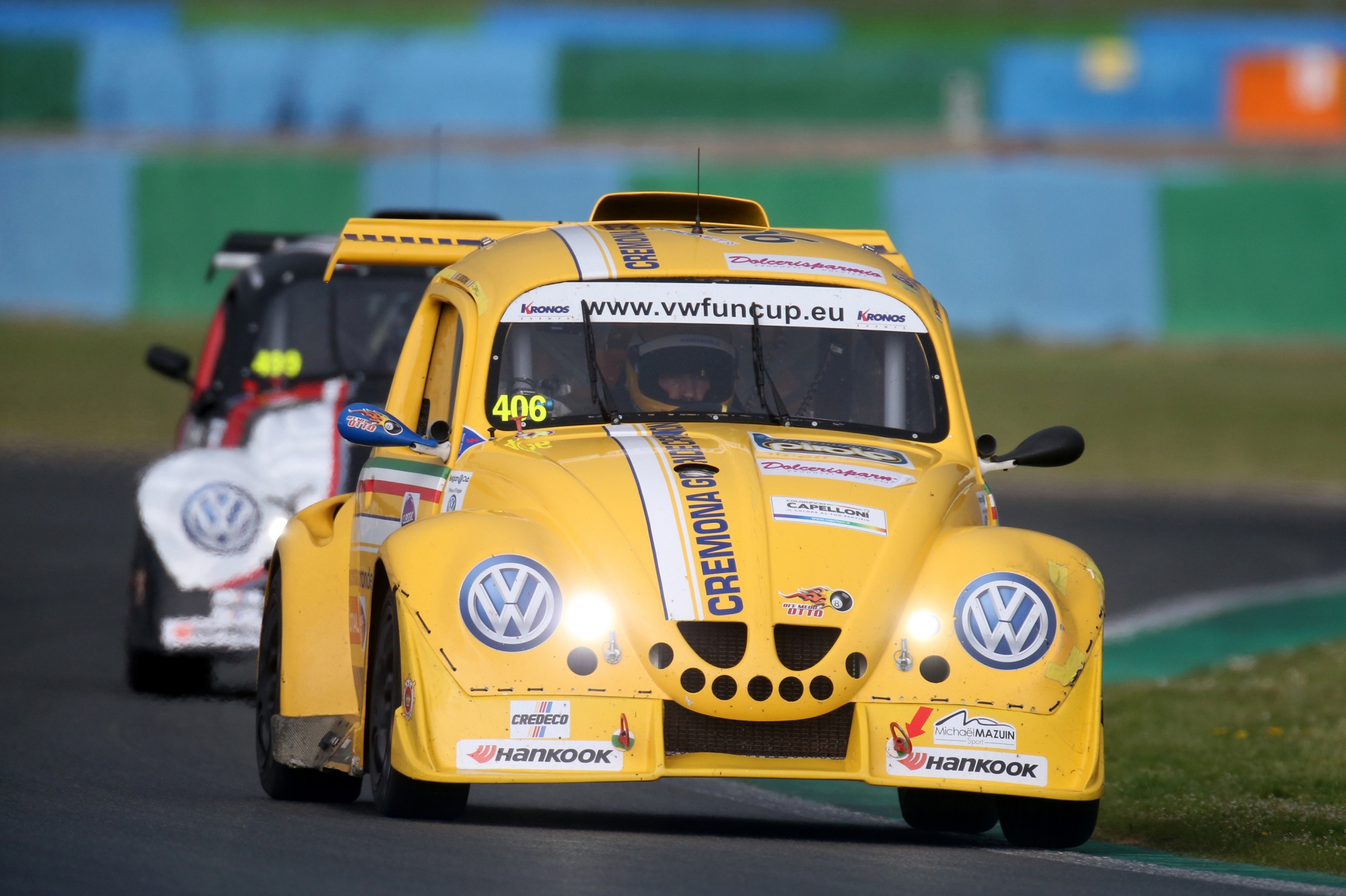 image 2 - La #277 Allure Team renoue de justesse avec la victoire à Magny-Cours !