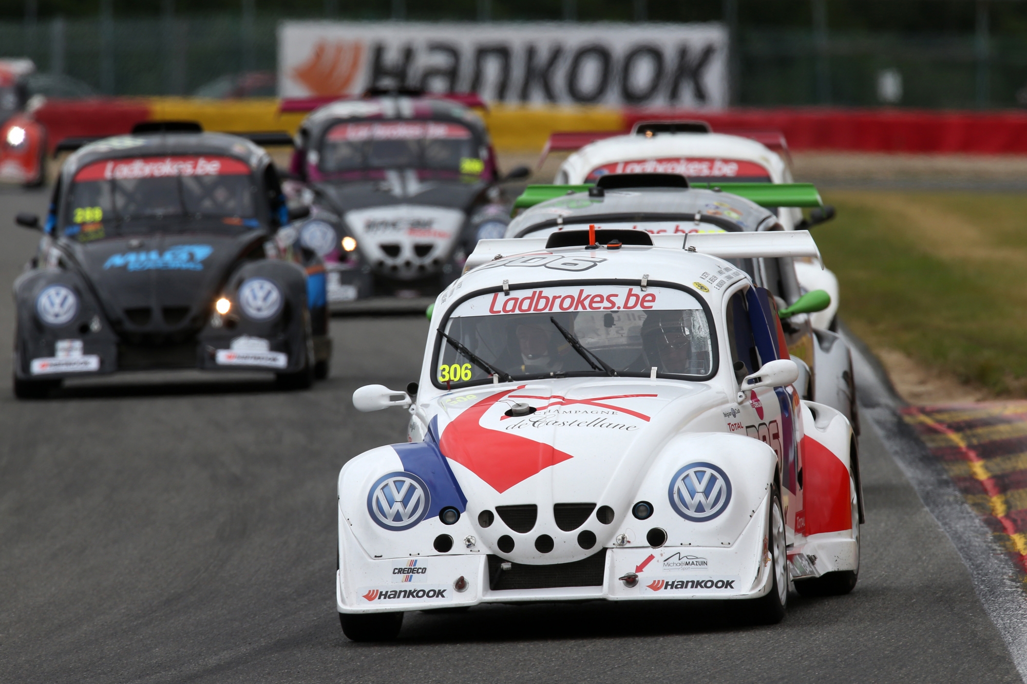 image 1 - Des journalistes au volant de la #300 Kronos Events à Zolder !