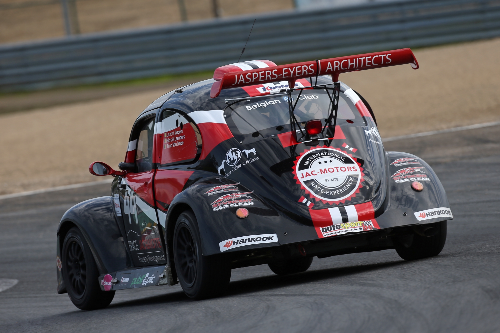 image 2 - Suivez le Dutch Fun Festival avec les webcams du circuit !