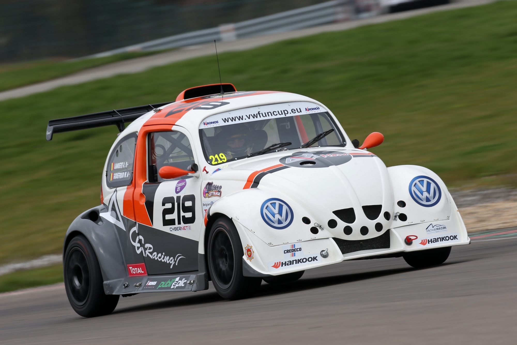 image 0 - Mini interview : Anthony Lambert