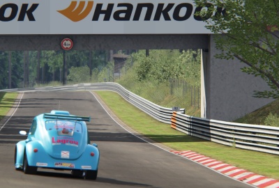 Screenshot_vw_beetle_fun_cup_ks_nordschleife_27-7-120-18-56-55.jpg